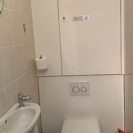 Den Oever Apartment *