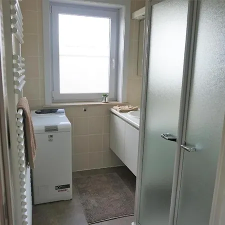 Apartment Den Oever